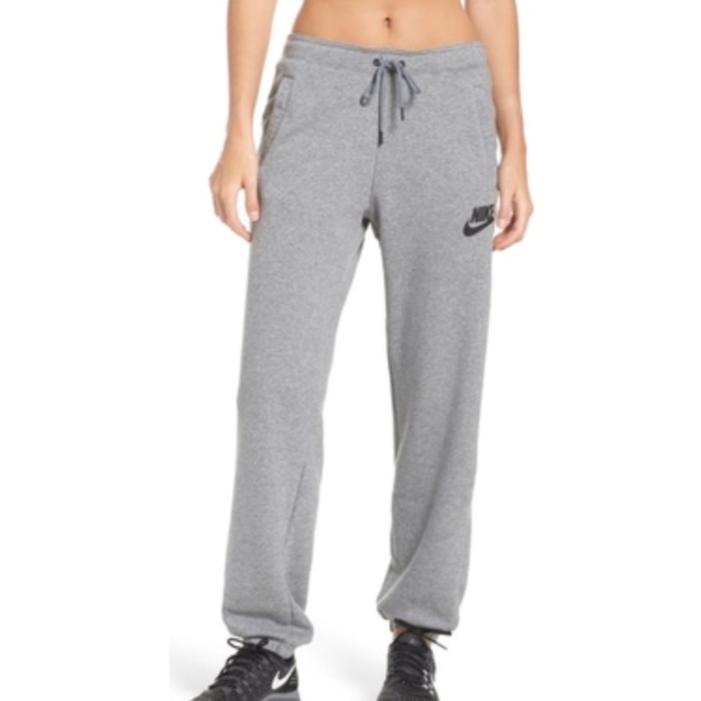 grey nike sweatpants
